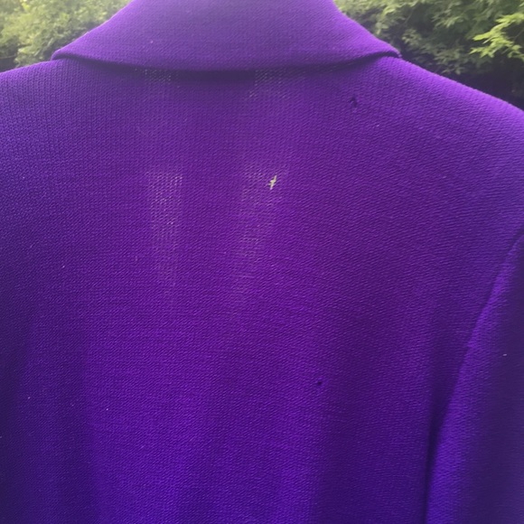 Classic and sophisticated wool knit jacket St John - Picture 8 of 8